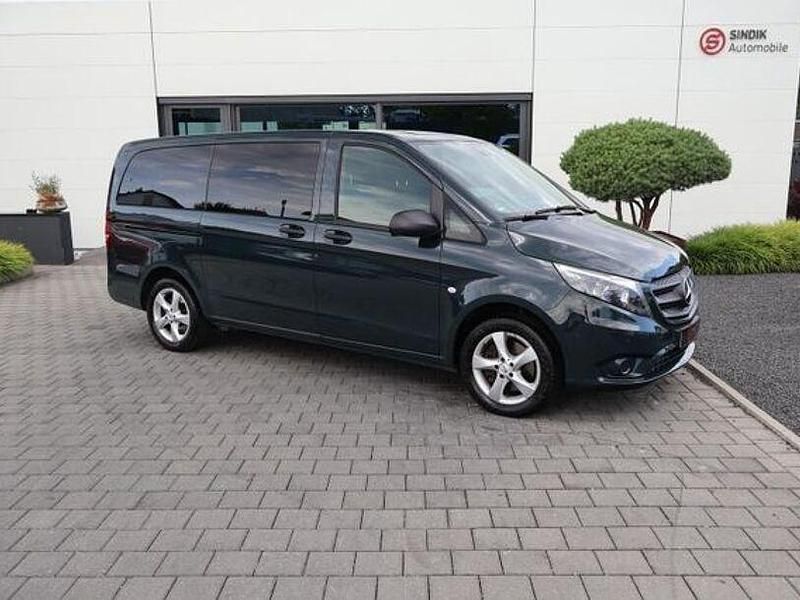 Gebraucht Mercedes Vito Edition 190 PS (139 kW) 2019 Grün Van