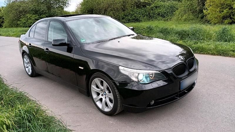 Schwarz Gebraucht 2004 BMW 530 Limousine | 5.200 € (Fairer Preis) - Bild 1/4