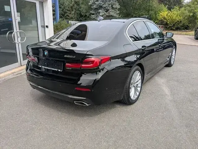 Gebraucht BMW 520 Luxury Line 190 PS (139 kW) 2020 Schwarz Limousine
