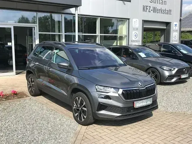 Gebraucht Skoda Karoq Style 150 PS (110 kW) 2023 Grau SUV