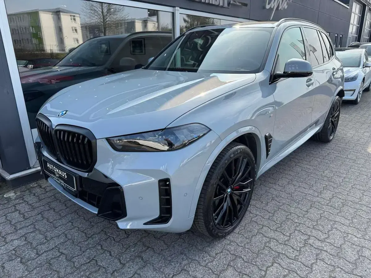 Gebraucht BMW X5 M Sport 298 PS (219 kW) 2025 Brooklyn grau metallic SUV