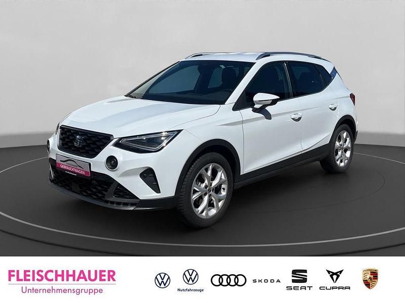 Weiss Gebraucht 2024 Seat Arona FR SUV | 21.890 € (Fairer Preis) - Bild 1/4