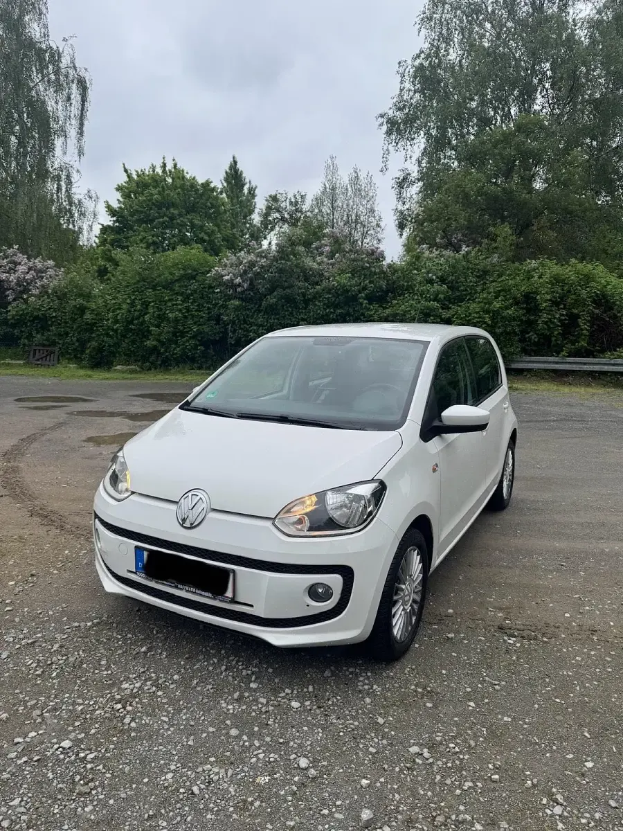 Gebraucht VW up! 75 PS (55 kW) 2014 Weiß Kleinwagen
