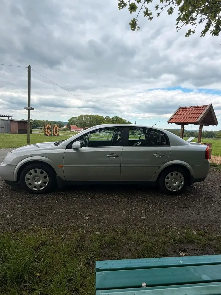 Gebraucht Opel Vectra 143 PS (105 kW) 2002 Silber Limousine