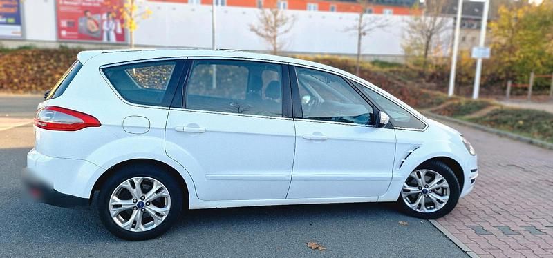 Gebraucht Ford S-MAX S 140 PS (102 kW) 2012 Van / Kleinbus