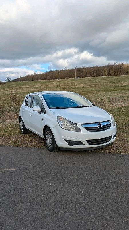 Gebraucht Opel Corsa 85 PS (62 kW) 2010 Weiß Kleinwagen