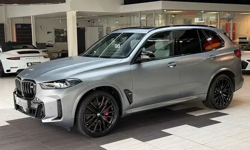 Gebraucht BMW X5 M 530 PS (389 kW) 2023 Grau SUV