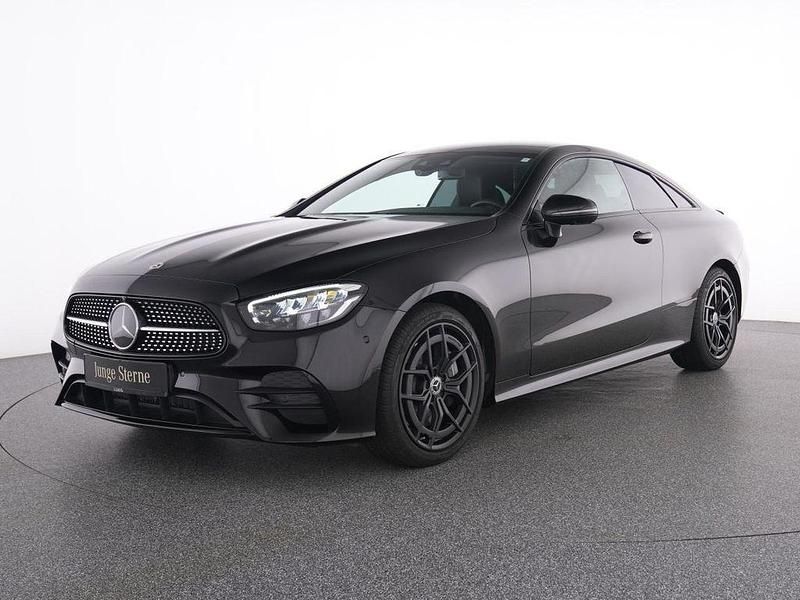 Gebraucht Mercedes E300 AMG 258 PS (189 kW) 2023 Schwarz Coupé