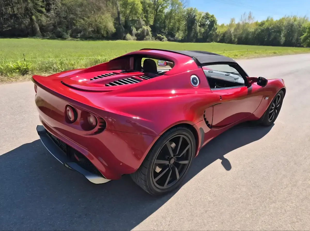 Używany Lotus Elise 220 KM (161 kW) 2004 Czerwony Kabriolet