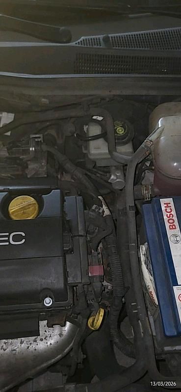 Gebraucht Opel Astra 90 PS (66 kW) 2003 Blau Kleinwagen