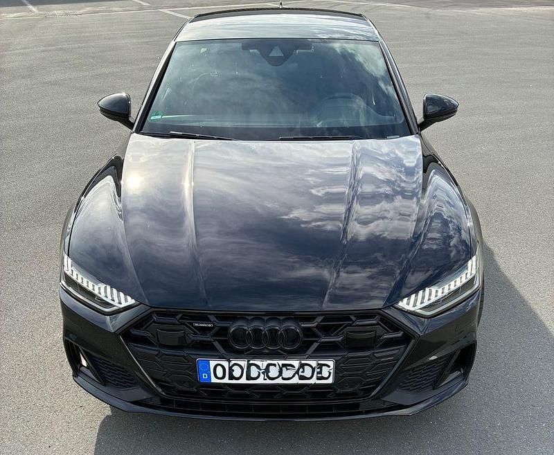 Schwarz Gebraucht 2024 Audi A7 Sport Kleinwagen | 54.900 € (Teuer) - Bild 1/4