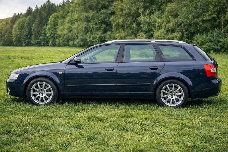 Gebraucht Audi A4 102 PS (75 kW) 2004 Blau Kombi