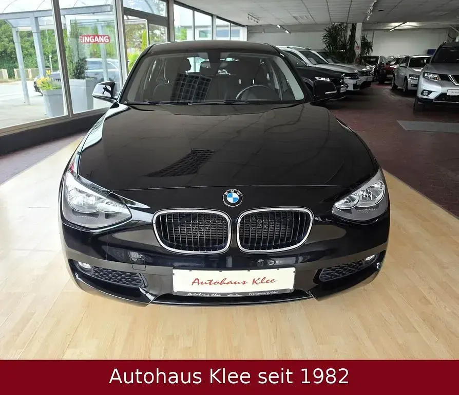 Gebraucht BMW 114 102 PS (75 kW) 2013 Schwarz Kleinwagen