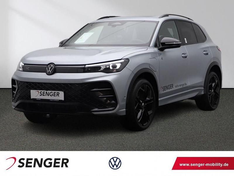 Oyster silver metallic Gebraucht 2025 VW Tiguan R-line SUV | 53.990 € (Guter Preis) - Bild 1/4