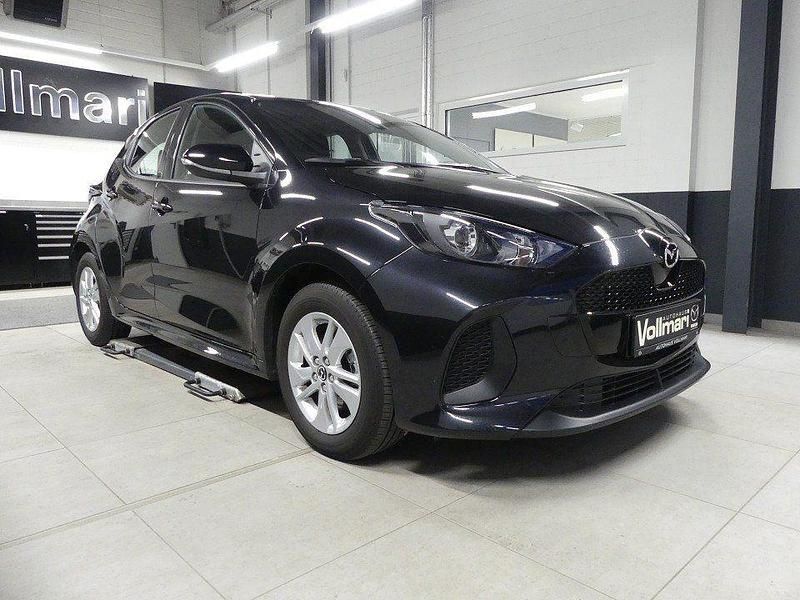 Gebraucht Mazda 2 Center-Line 116 PS (85 kW) 2025 Schwarz Limousine