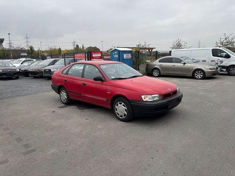 Rot Gebraucht 1996 Toyota Carina Limousine | 2.499 € - Bild 1/4