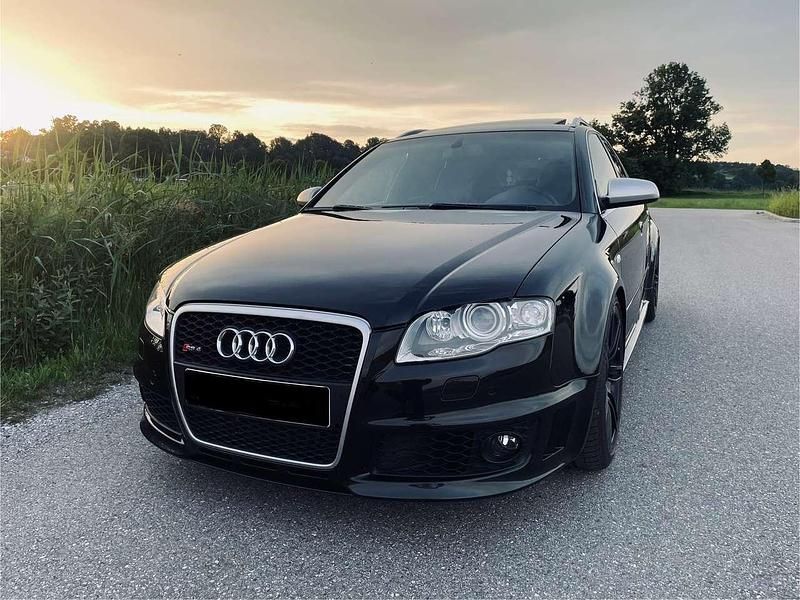 Schwarz Gebraucht 2006 Audi RS4 Kombi | 25.000 € (Superpreis) - Bild 1/4