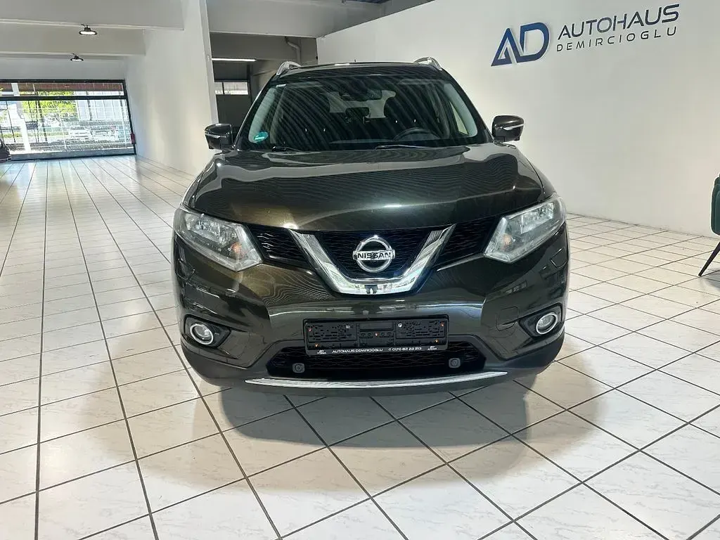 Gebraucht Nissan X-Trail Acenta 131 PS (96 kW) 2016 Grün SUV