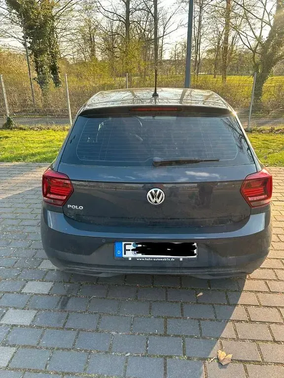 Gebraucht VW Polo Join 95 PS (69 kW) 2018 Grau Kleinwagen