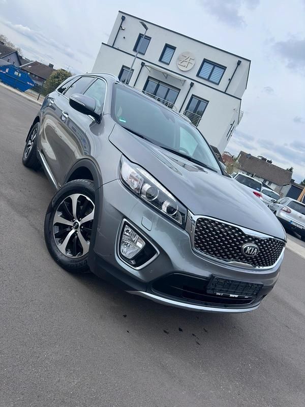 Gebraucht Kia Sorento 200 PS (147 kW) 2016 Grau SUV