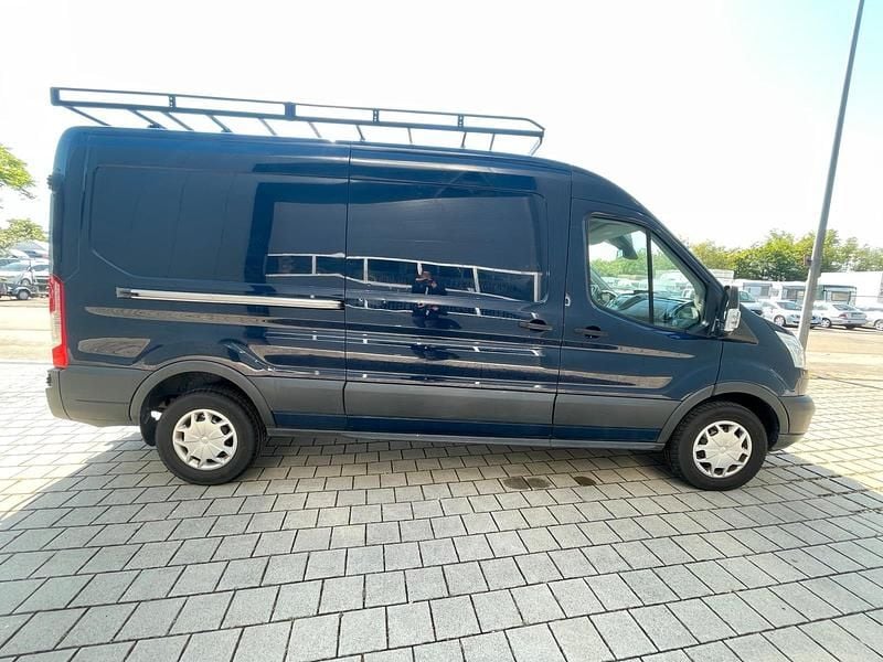 Gebraucht Ford Transit Trend 131 PS (96 kW) 2018 Blau Van / Kleinbus