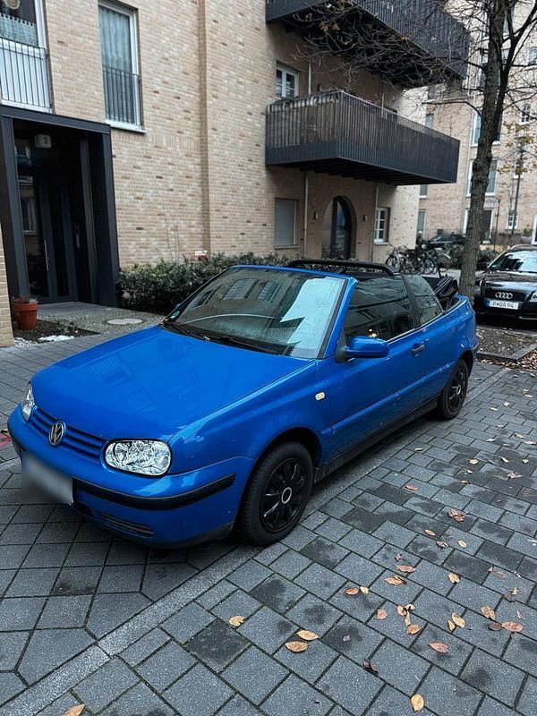 Blau Gebraucht 2000 VW Golf Cabriolet Karmann Cabrio | 3.000 € - Bild 1/4