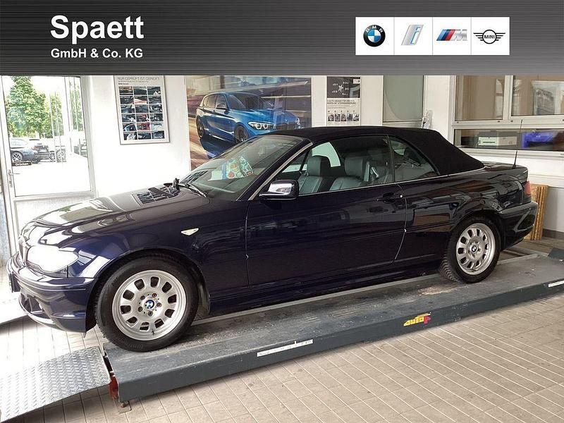 Blau Gebraucht 2005 BMW 320 Cabriolet Comfort Edition Cabrio | 5.985 € (Etwas zu teuer) - Bild 1/4