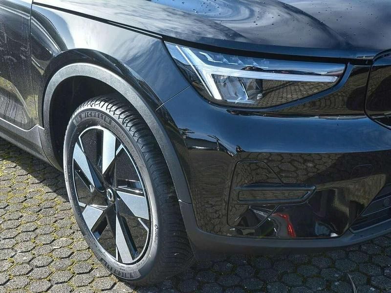 Second-hand Volvo C40 Plus 185 kW (252 CP) 2024 Negru SUV