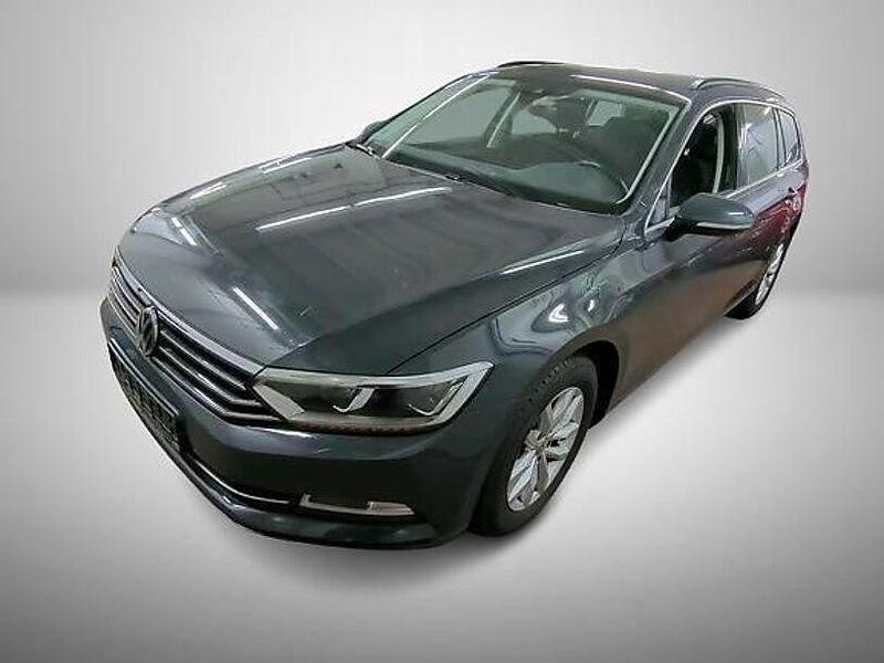 Grau Gebraucht 2019 VW Passat Comfortline Kombi | 16.749 € (Guter Preis) - Bild 1/3