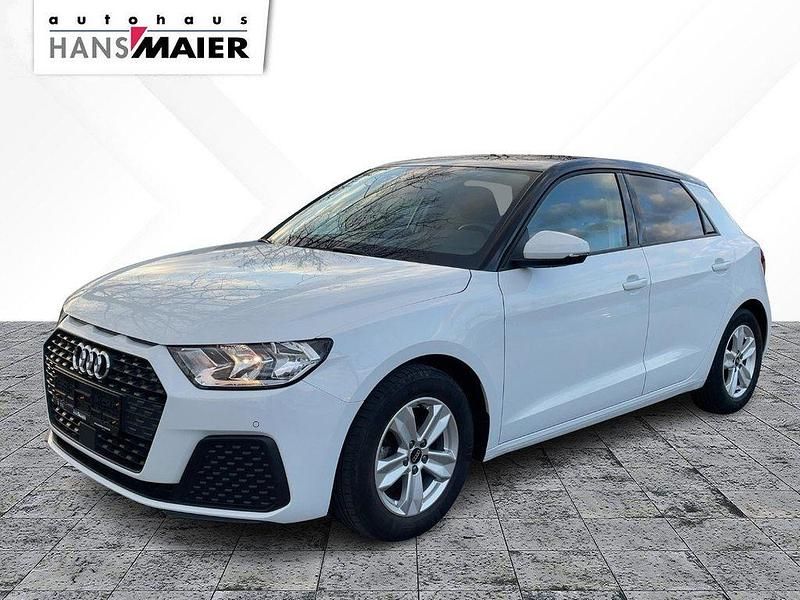 Gebraucht Audi A1 Sportback 95 PS (69 kW) 2022 Gletscherweiß metallic Kleinwagen