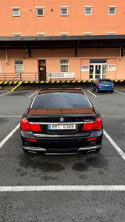 Gebraucht BMW 750L 408 PS (300 kW) 2010 Schwarz Limousine