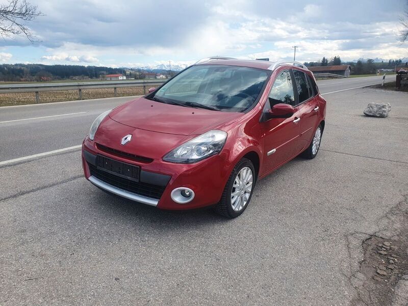 Rot Gebraucht 2011 Renault Clio II Luxe Limousine | 3.990 € (Etwas zu teuer) - Bild 1/4