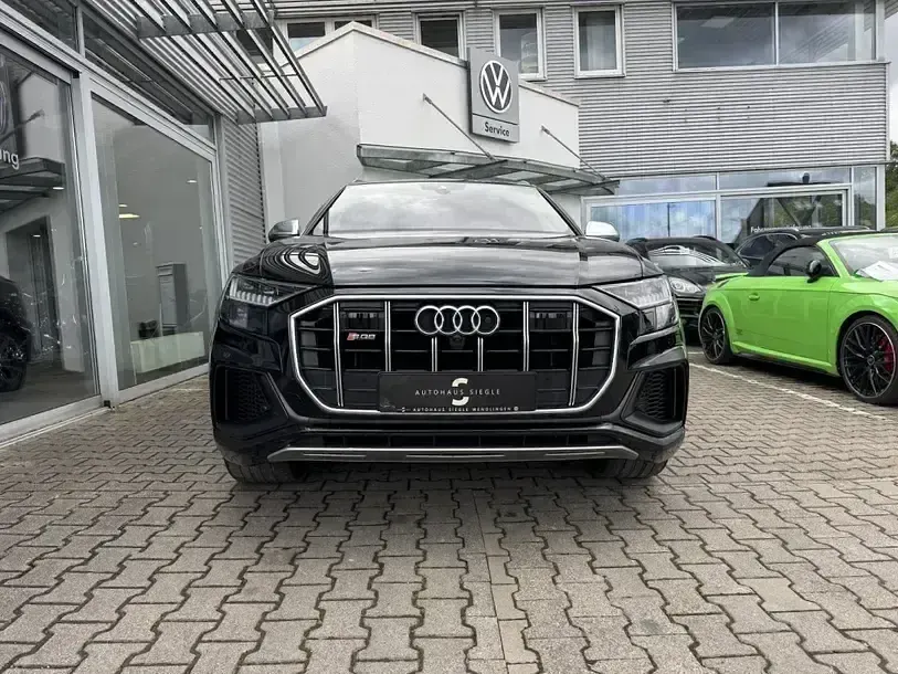 Gebraucht Audi SQ8 Sport 435 PS (319 kW) 2020 Tiefschwarz (metallic) SUV
