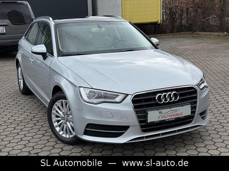 Gebraucht Audi A3 Ambiente 122 PS (89 kW) 2013 Eissilber Kombi