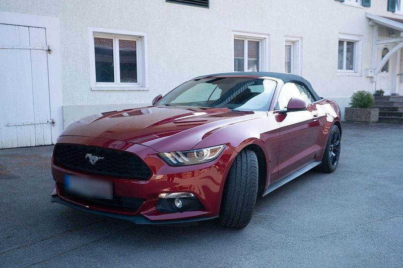 Gebraucht Ford Mustang 317 PS (233 kW) 2016 Rot Cabrio