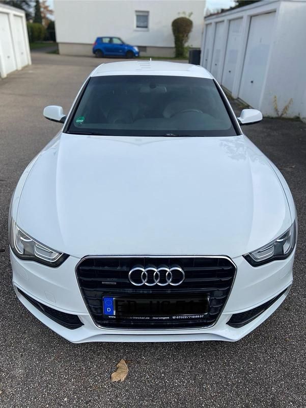 Weiß Gebraucht 2013 Audi A5 S-Line Coupé | 11.000 € (Fairer Preis) - Bild 1/4