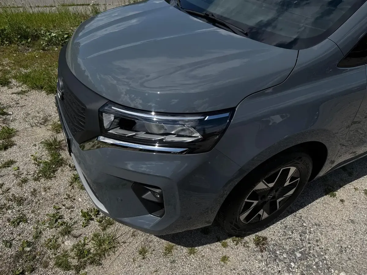 Gebraucht Nissan Townstar 131 PS (96 kW) 2022 Grau Van / Kleinbus
