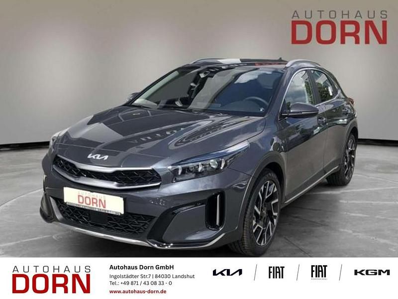 Grau Neu 2025 Kia XCeed Spirit SUV | 29.890 € (Teuer) - Bild 1/4