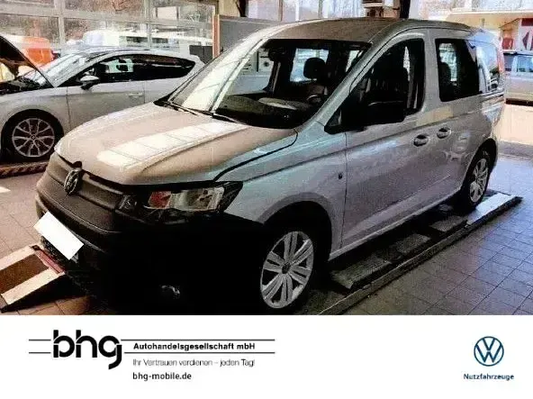 Gebraucht VW Caddy 122 PS (89 kW) 2023 Silber Van / Kleinbus