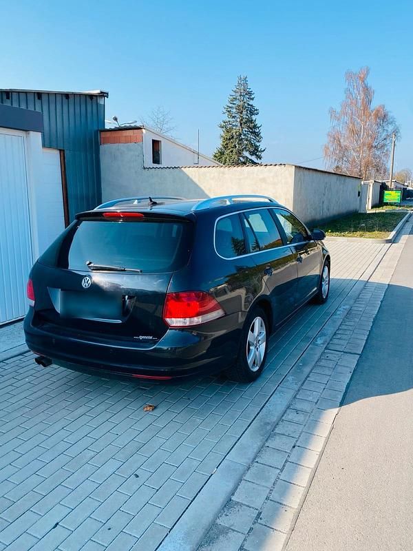 Gebraucht VW Golf VII 140 PS (102 kW) 2012 Schwarz Kombi