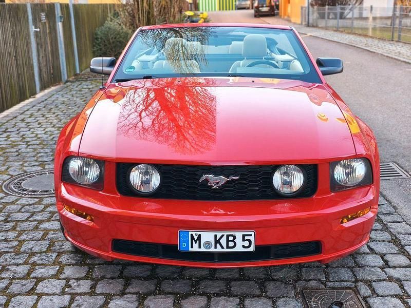 Gebraucht Ford Mustang GT 300 PS (220 kW) 2007 Rot Cabrio