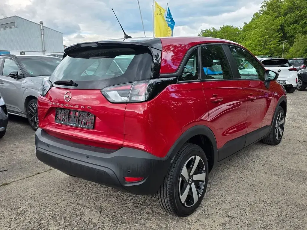 Gebraucht Opel Crossland Enjoy 110 PS (80 kW) 2024 Kardio rot SUV