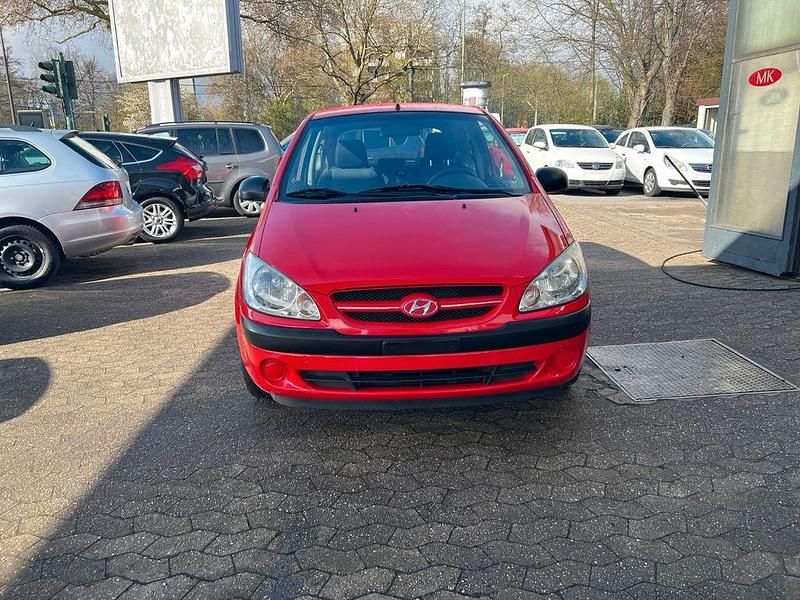 Gebraucht Hyundai Getz Basis 67 PS (49 kW) 2008 Rot Kleinwagen