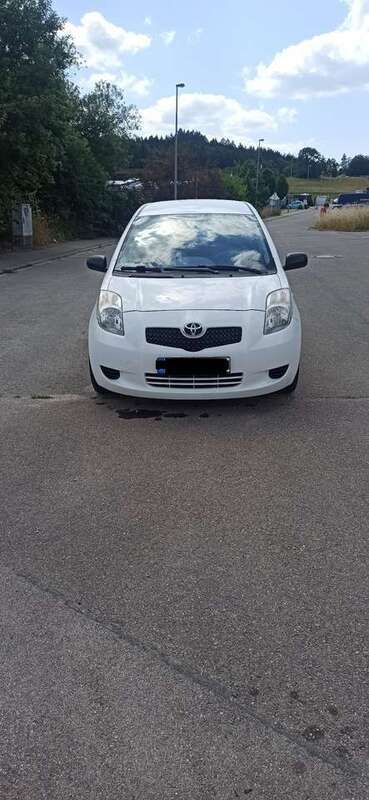 Gebraucht 2009 Toyota Yaris Cool Limousine | 2.600 € (Fairer Preis) - Bild 1/4