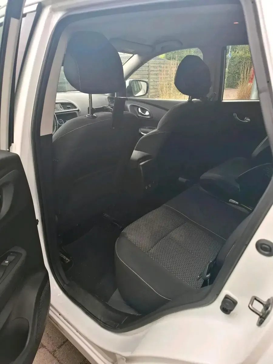 Gebraucht Renault Kadjar 140 PS (102 kW) 2022 Weiß SUV
