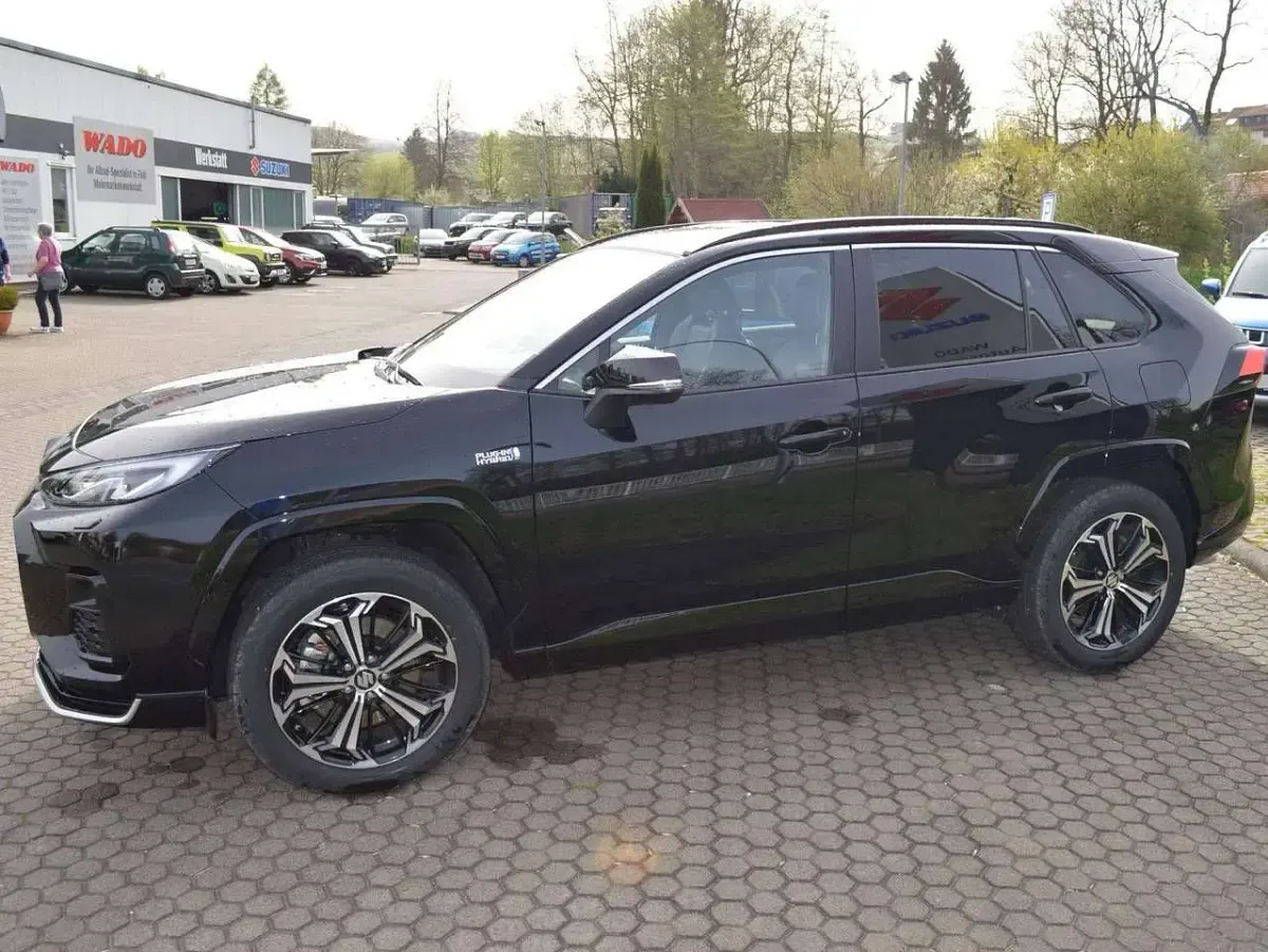 Neu Suzuki Across 185 PS (136 kW) 2026 Attitude black mica SUV