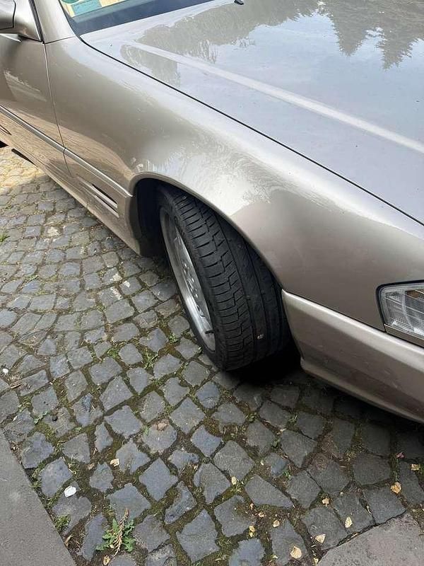 Beige Gebraucht 2001 Mercedes SL500 Cabrio | 21.500 € (Etwas zu teuer) - Bild 1/4