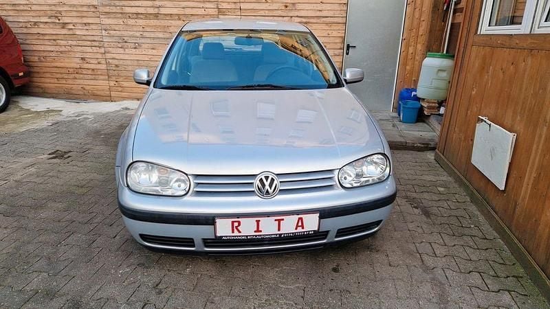 Grau Gebraucht 1998 VW Golf IV Limousine | 2.980 € (Fairer Preis) - Bild 1/4