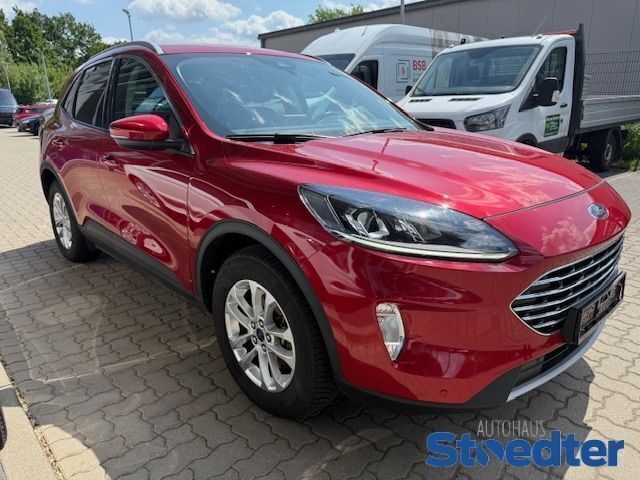Gebraucht Ford Kuga Titanium 152 PS (111 kW) 2021 Rot SUV