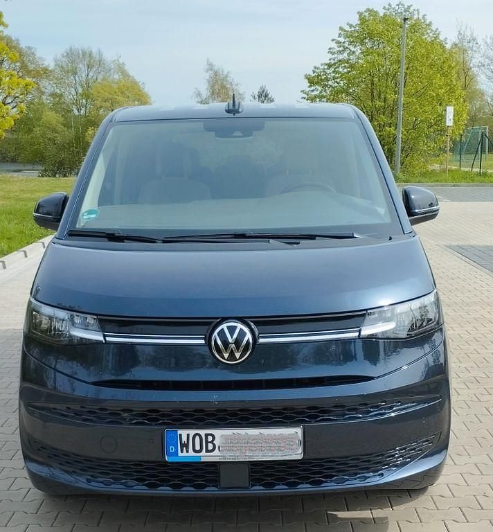 Gebraucht VW Multivan Life 136 PS (100 kW) 2022 Blau Van